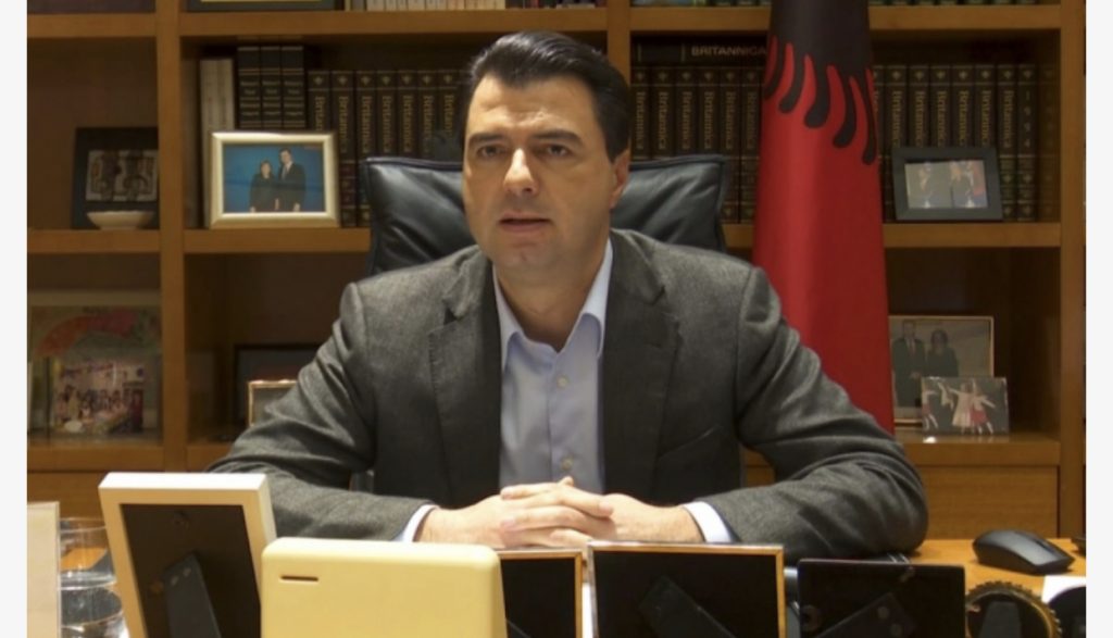 Basha thirrje qeverisë: Urgjente pajisja me kite dhe tampona testues për të dyshuarit me koronavirus