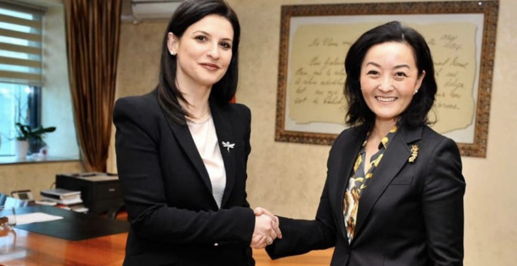 Kim  takim dy orësh me ministren e Drejtësisë: Vazhdo të njëjtin kurs me reformën