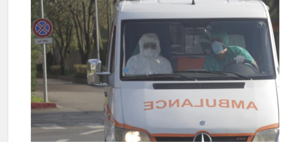 Bashkëshortët me koronavirus në Korçë, burri me urgjencë drejt Infektivit