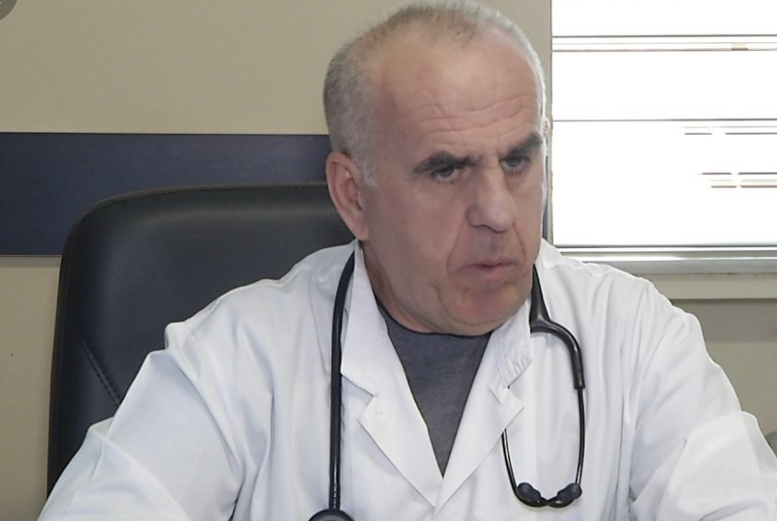 Mjeku Pipero flet për gjendjen e 28 vjeçarit me koronavirus: Djali ka filluar ta ndjejë veten fajtor