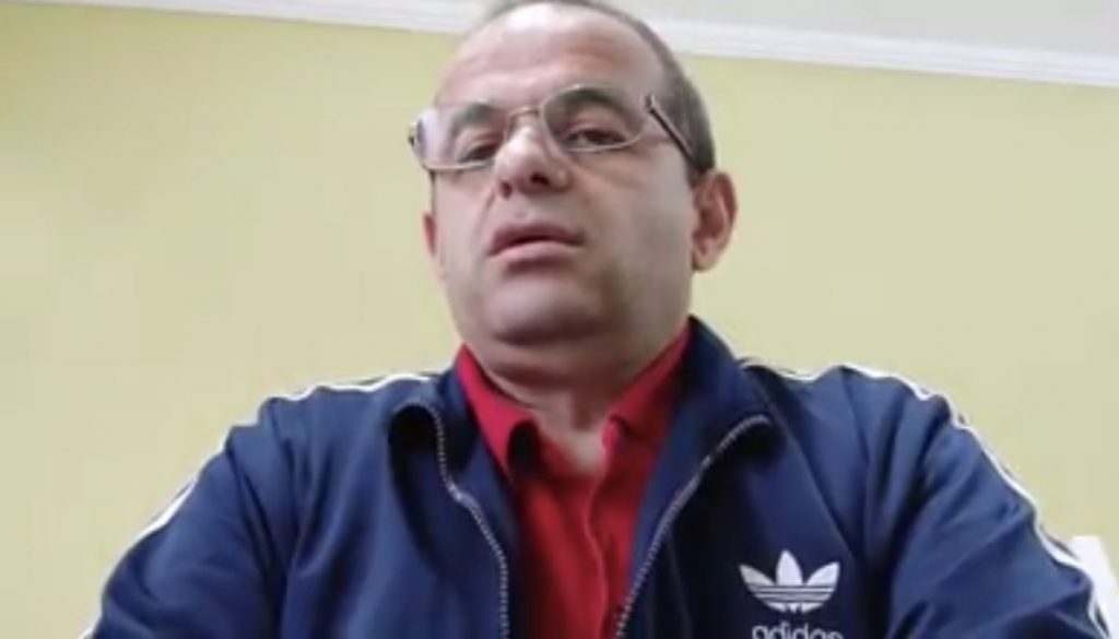 Rikthehet në punë mjeku i QSUT: Bashkë me kolegët e mi në luftë ndaj COVID 19