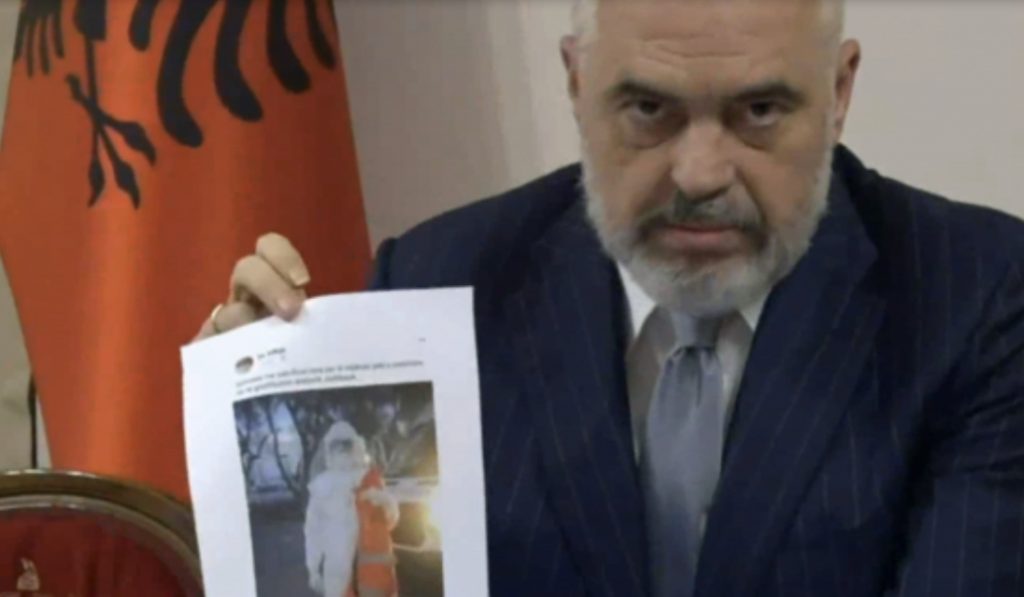 Mjeku i QSUT:  Po më sulmon çeta e minjve të bodrumit MAVI