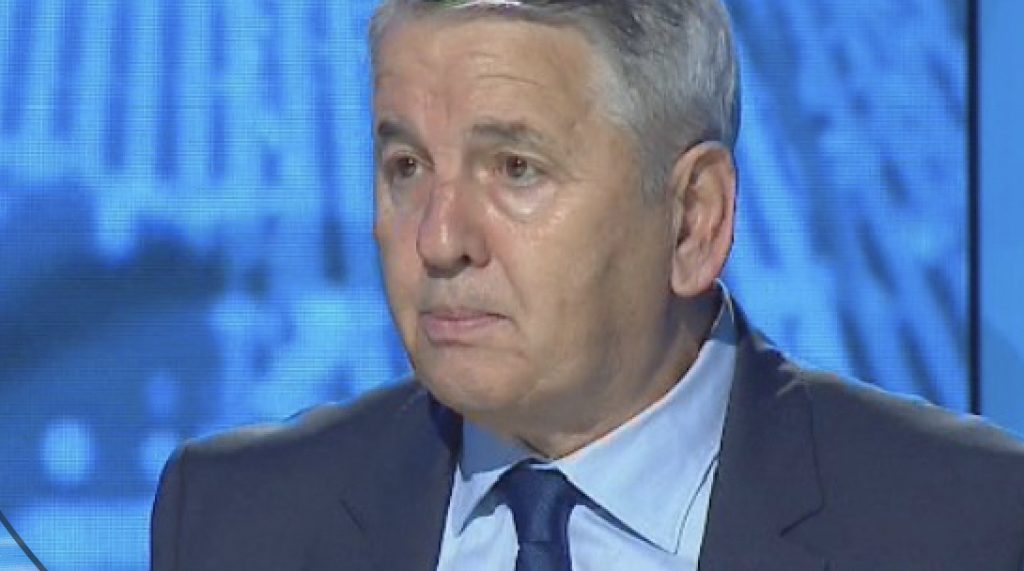 Mjeku i njohur l Kosova  flet për rrezikun  e koronavirusit për gratë shtatzëna