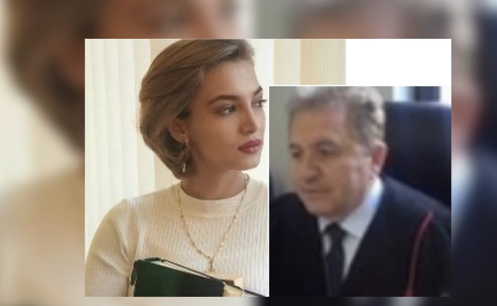 Studentja që mbajti fjlaim në manifestimin e 2 marsit , vajza e gjyqtarit të përfolur për korrupsion
