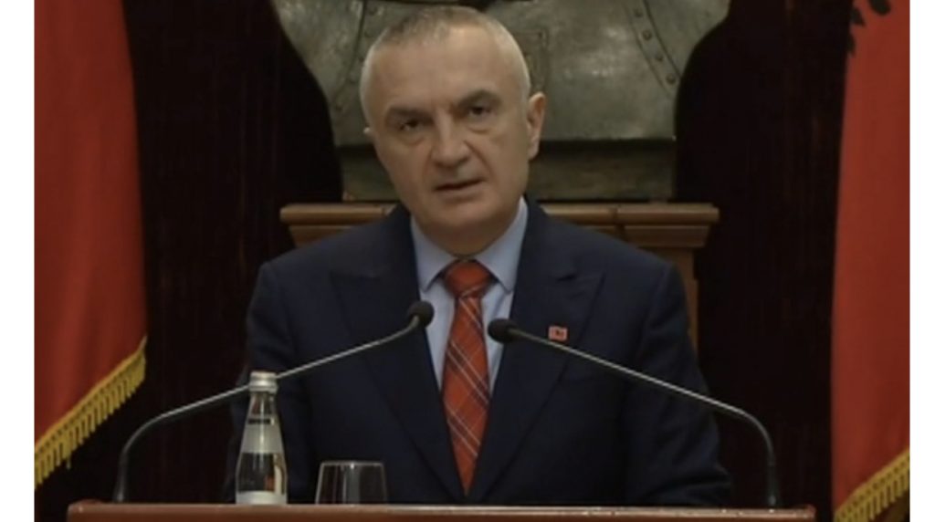 Presidenti Meta në konferencë për mediat: Jam i detyruar të sqsaroj ‘gruan e Bilalit’