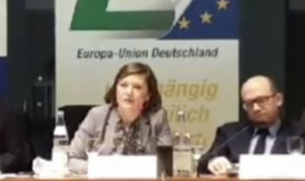 Pyetja që vuri në siklet përfaqësuesen shqiptare në Bundestag