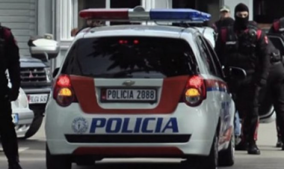 Përplasi makinën  dhe i vdiq pasagjeri , jep dëshmi të rreme