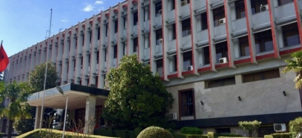 Ministria e Jashtme : Keni mbetur të bllokuar në vende të ndryshme të botës? Ministria e Jashtme