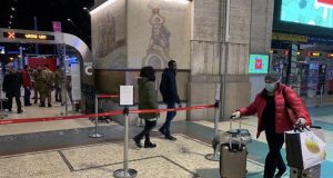 Italia ia kalon Kinës, Numri i viktimave shkon në 1 266, ndërsa rreth 15 mijë persona janë të infektua