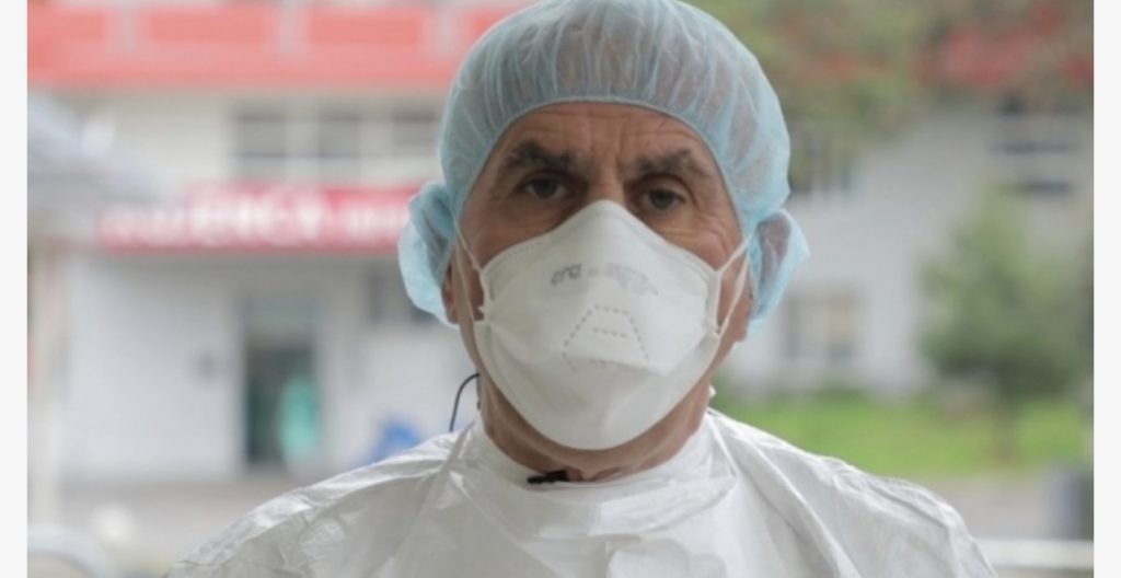 Mjeku tregon simptomat e koronavirusit: Është si dy pika uji me gripin, por diferencën e bën vështirësia në frymëmarrje