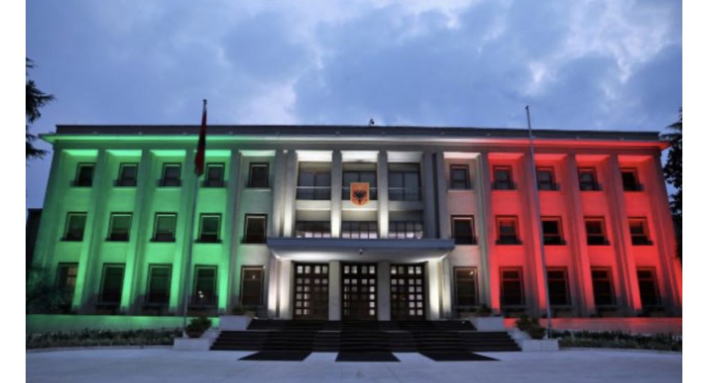 Meta: Itali, jemi me ju! Të bashkuar do t’ia dalim