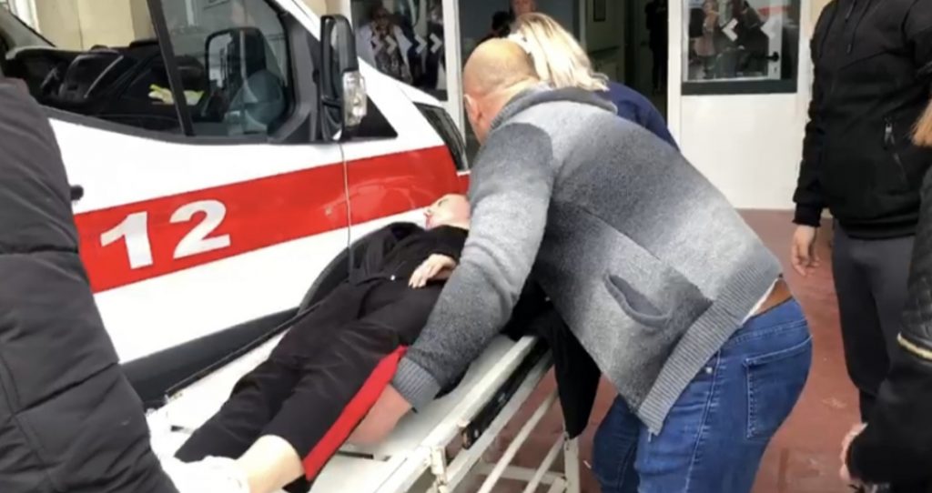 Zbulohen autorët e helmimit  të 58 nxënëve e dy mësuesve në Fier