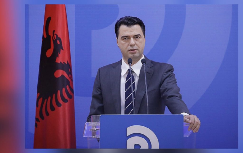 Basha uron besimtarët katolikë: Lutje të veçantë kam sot për ata që po përballen me sëmundjen