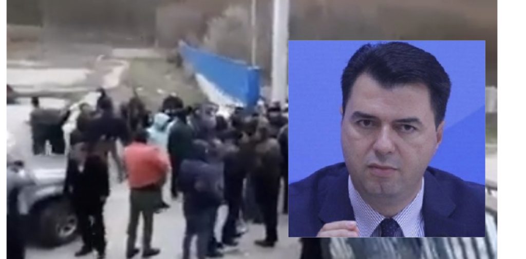 Basha reagon për  shqiptarët e bllokuar në kufirin me Greqinë: E pafalshme dhe çnjerëzore,