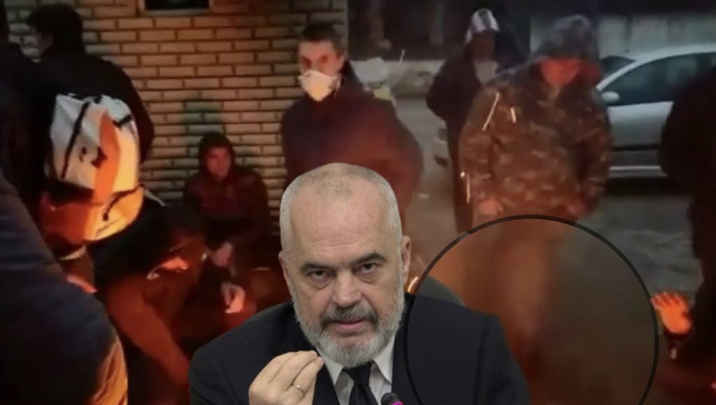 Rama: Hidhuni përpjetë, nuk e hap kufirin