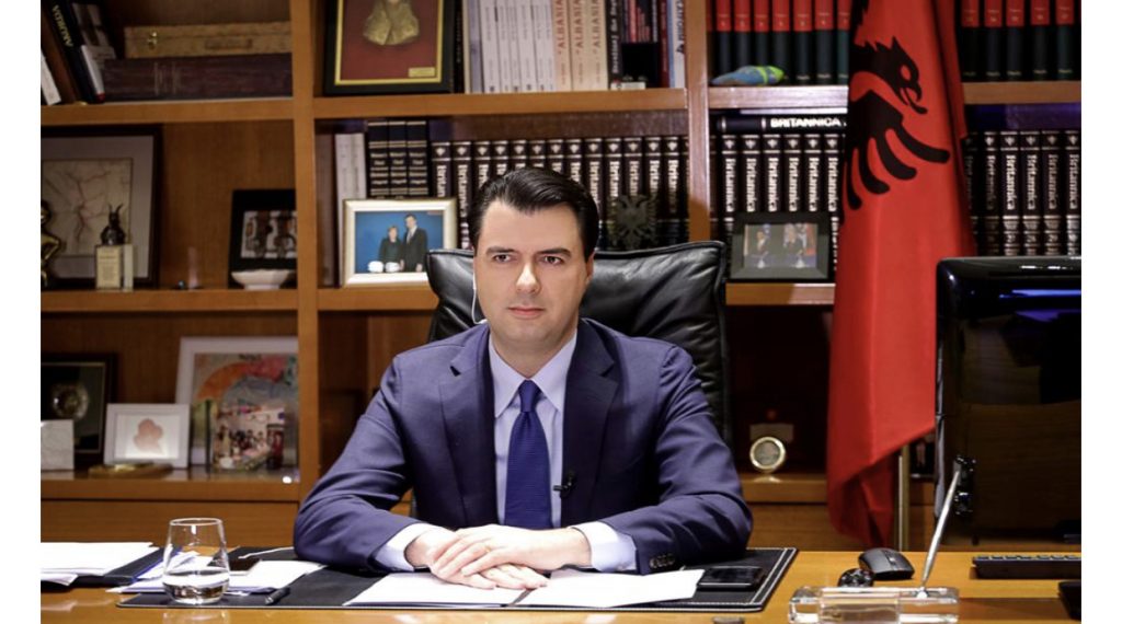 Basha i prerë: Nuk i përgjigjem retorikës politike të Ramës edhe pse ai e sulmon opozitën