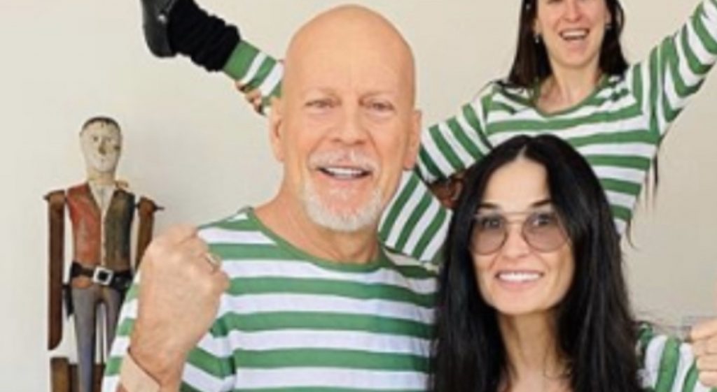 20 vite pas divorcit Bruce Willis dhe Demi Moore  ribashkohen në karantunë