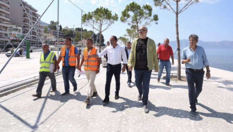 Ramës, fundjavë afër detit me elektoratin