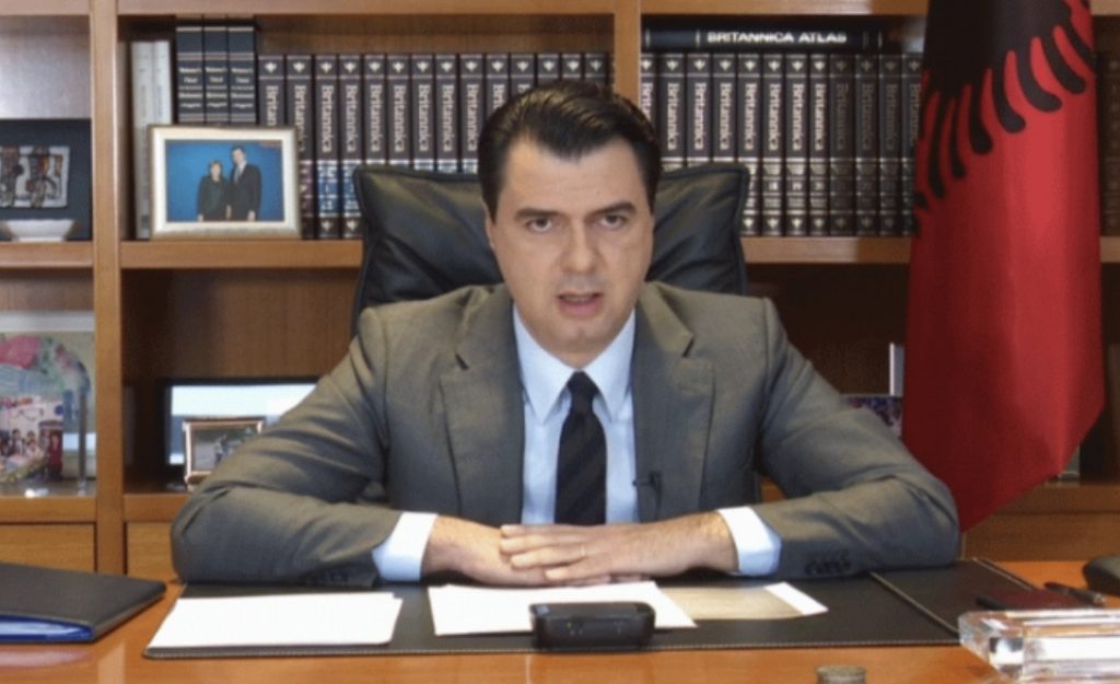 I quajti deklaratat e opozitës si ‘gomarllëqe’, Basha: Ramës i uroj shëndet dhe forcë. Ai na dëgjon, por të tregohet edhe…