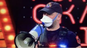 Florjan Binaj shpreh hapur ‘zhgënjimin’ ndaj Top Channel: Në tv ku punoj, dëshpërim që promovohen antivlerat