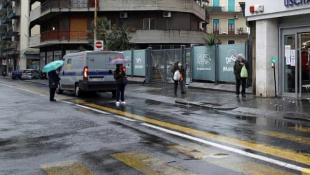 ‘The Guardian’: Koronavirusi aktivizon mafian në Itali