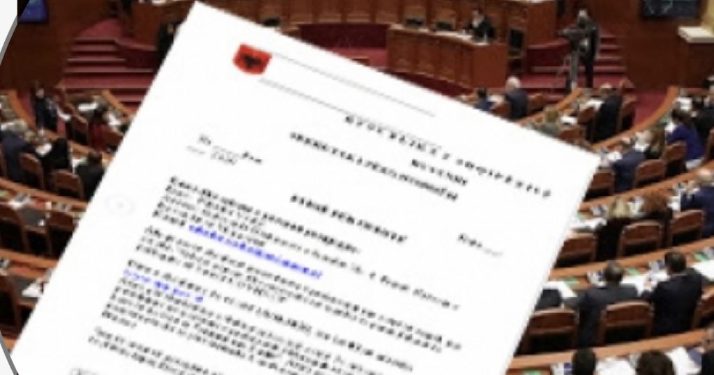 Kuvendi hap tender ‘emergjence’: Duhen maska, doreza e dezinfektantë