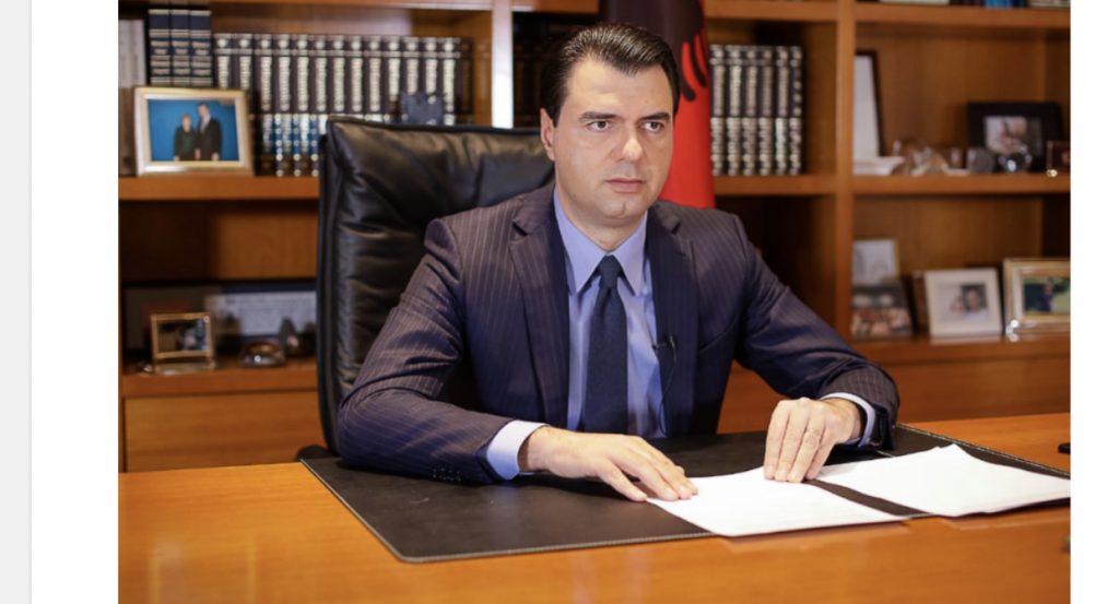 BE sjell 20 mijë teste në Shqipëri, reagon Basha: Faleminderit! Vetëm rritja e testimeve frenon përhapjen e Covid-19