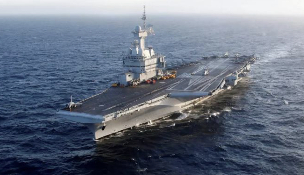 Francë/ 600 marinarë infektohen nga koronavirusi brenda aeroplan-mbajtëses