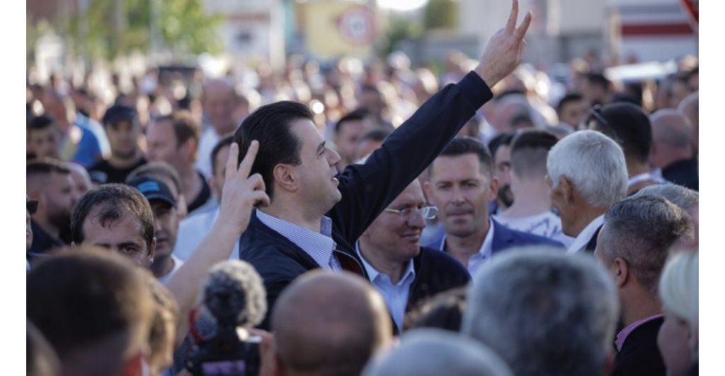Basha del me tjetër mesazh të fortë: Rama po mundohet, t’u mbyllë gojën shqiptarëve dhe ti izolojë