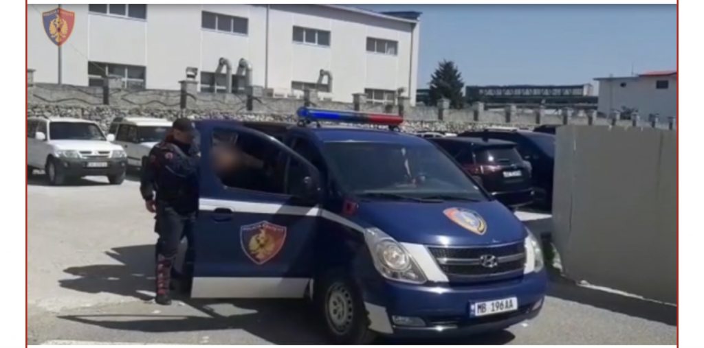 Sherr për pronat në Krujë, nipi i vë flakën pronës së xhaxhait