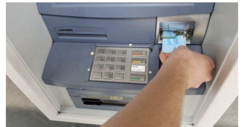 Arestohen dy gra dhe një i ri që vodhën 84 mijë euro në Durrës