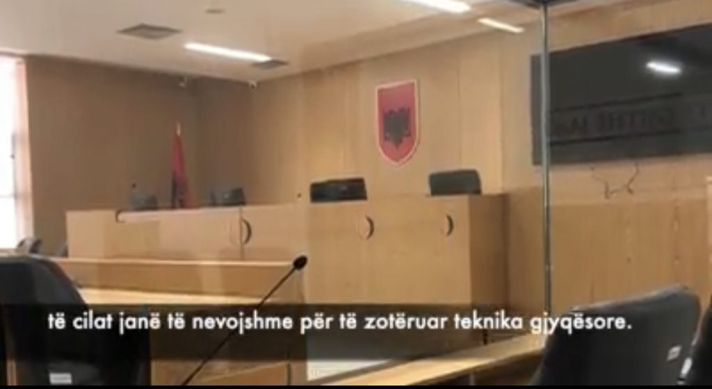 Ambasada e SHBA nxjerr pamjet nga salla e gjyqit, ka një apel të fortë: Reformat e suksesshme në drejtësi…