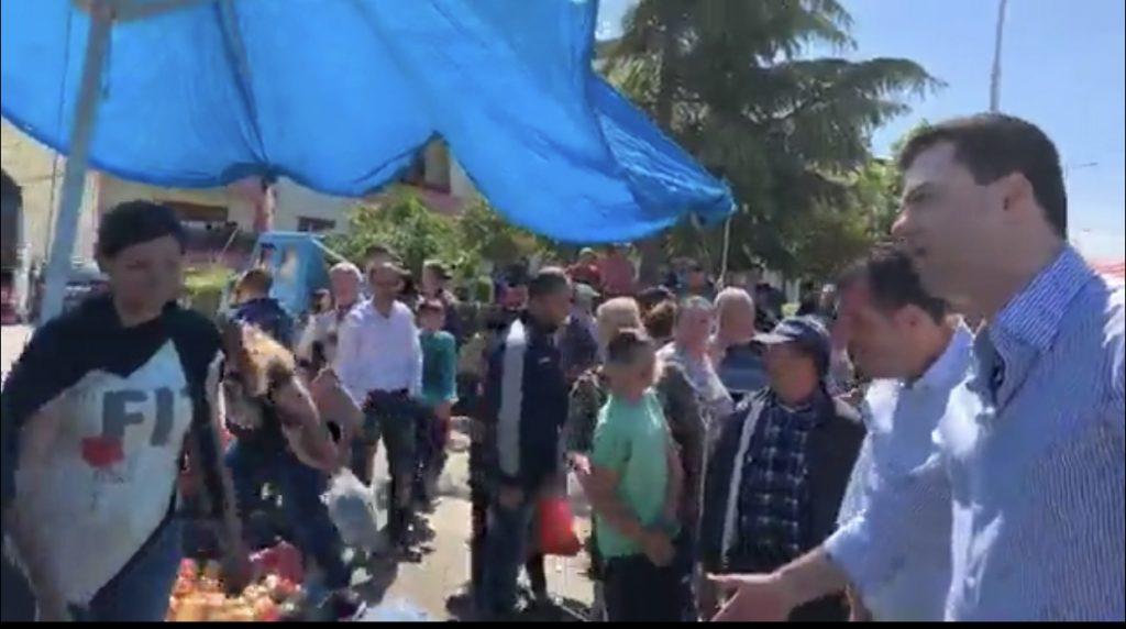 Basha në  Rrogozhinë: Fermerët të robëruar, ky është realiteti i hidhur i varfërisë