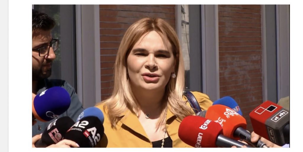 Kryemadhi flet pas mbledhjes së koalicionit opozitarë: Do të zbresim të terren…