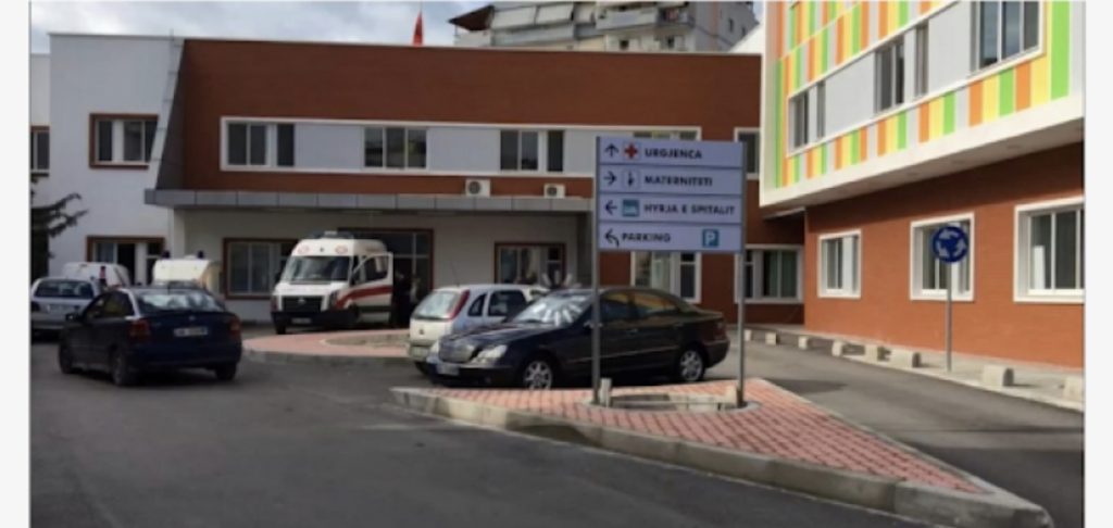 Saranda ‘infektohet’ nga turistja ukrainase