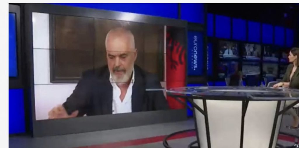 Rama ofendon gazetaren e Euronews Albania: Harruan t’ju marrin mendimin ju..