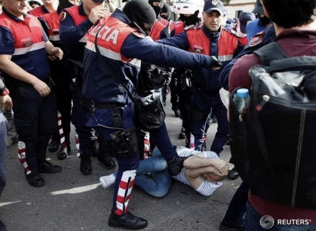 Prokuroria, njofton fillimin e hetimeve për dhunën ndaj protestuesve