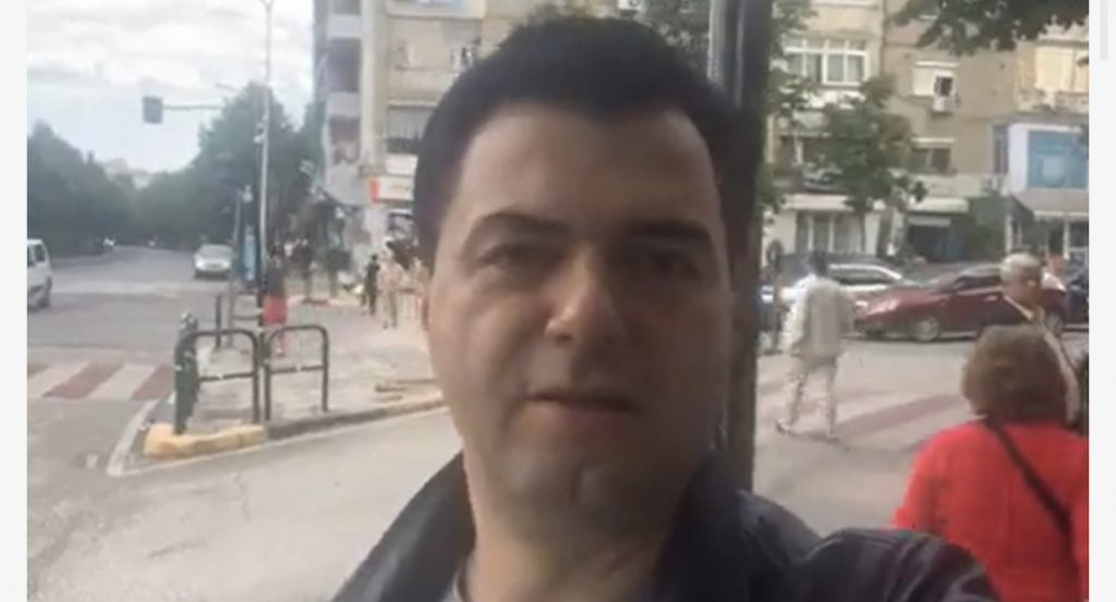 Basha ‘video-live’ nga ‘Ura e Selitës’, takim me bizneset dhe qytetarët e zonës: Lekët e oligarkëve do t’ua kthejmë qytetarëve