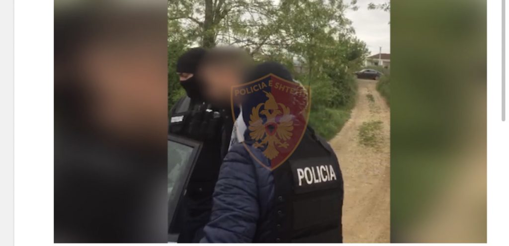 Arrestohen  grabitësit që lidhën çiftin me fëmijën dhe morën 40 mijë lekë