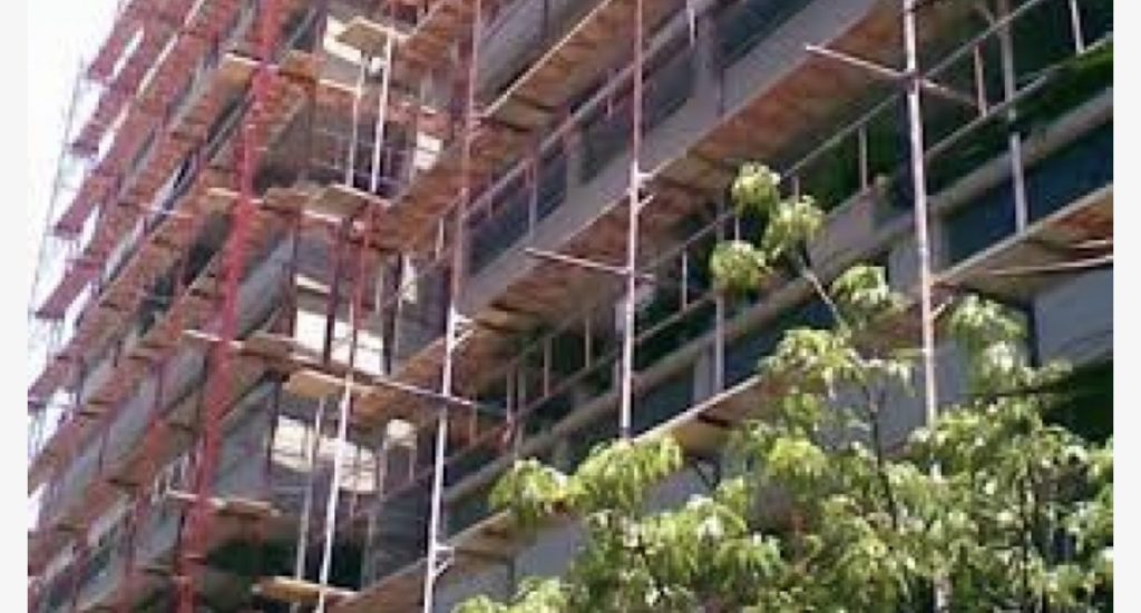 Arrestohen 2 inxhinierët në Tiranë, përgjegjës për  vdekjen e  punëtorit