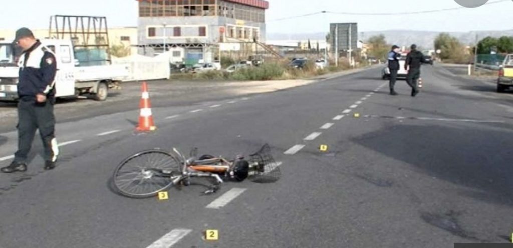 Furgoni aksidenton për vdekje 8-vjeçarin në Durrës, arrestohet në flagrancë drejtuesi i mjetit