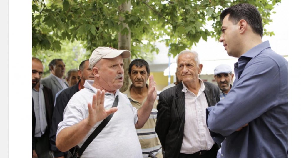 Basha në Kamzë, takon qytetarë e sipërmarrës: Mbështetja  e tyre dhe punësimi i të rinjve, prioritetet kryesor të PD