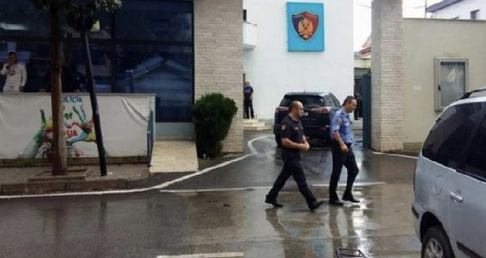 Të shtëna me armë zjarri , një i plagosur