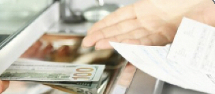 Kohë të vështira, bizneset dhe individët po kursejnë