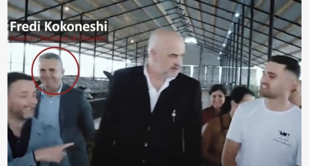 Basha poston videon: Rama inaguron të njëjtën fermë dy herë