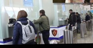 Lajme të këqija për shqiptarët/Greqia rishikon masat e koronavirusit