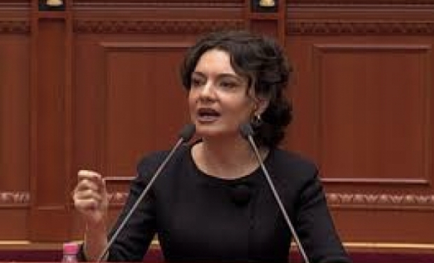 Reagimi i fortë i PE për ndryshimet Kushtetuese, Spiropali i përgjigjet ‘dhëmbë për dhëmbë’: Parlamenti ynë ka shumicë dhe opozitë!