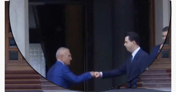 50 minuta ‘kokë më kokë’, përfundon takimi në Presidencë