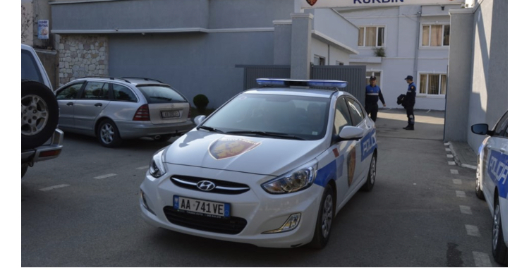 4 të rinj rrahin keq efektivin e ‘Shqiponjave’, arrestohen 3 vëllezërit dhe një tjetër