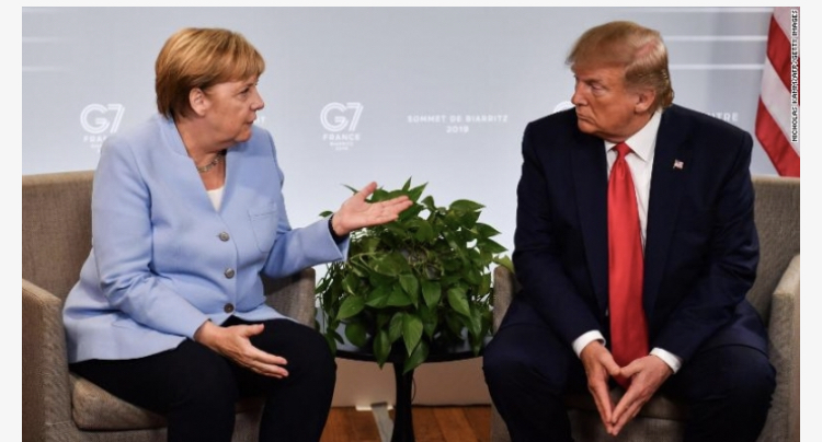 Gazetari i CNN zbulon bisedat sekrete të Trump: Merkelin e quajti ‘budallaçkë’
